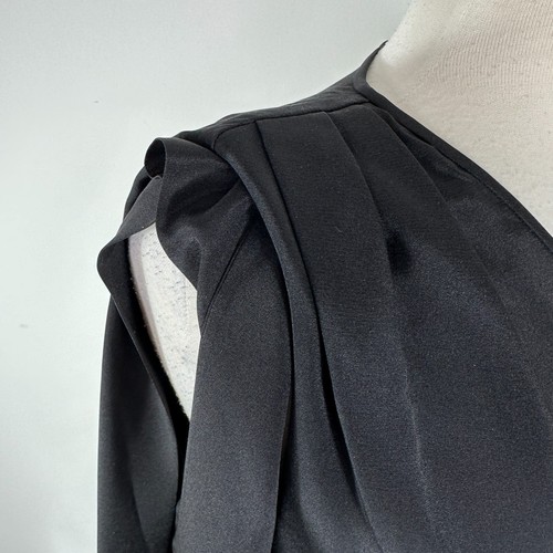 NWT St. John Silk Sleeveless Removable Tie Neck Tank Blouse Black V Neck Size S - Picture 5 of 11