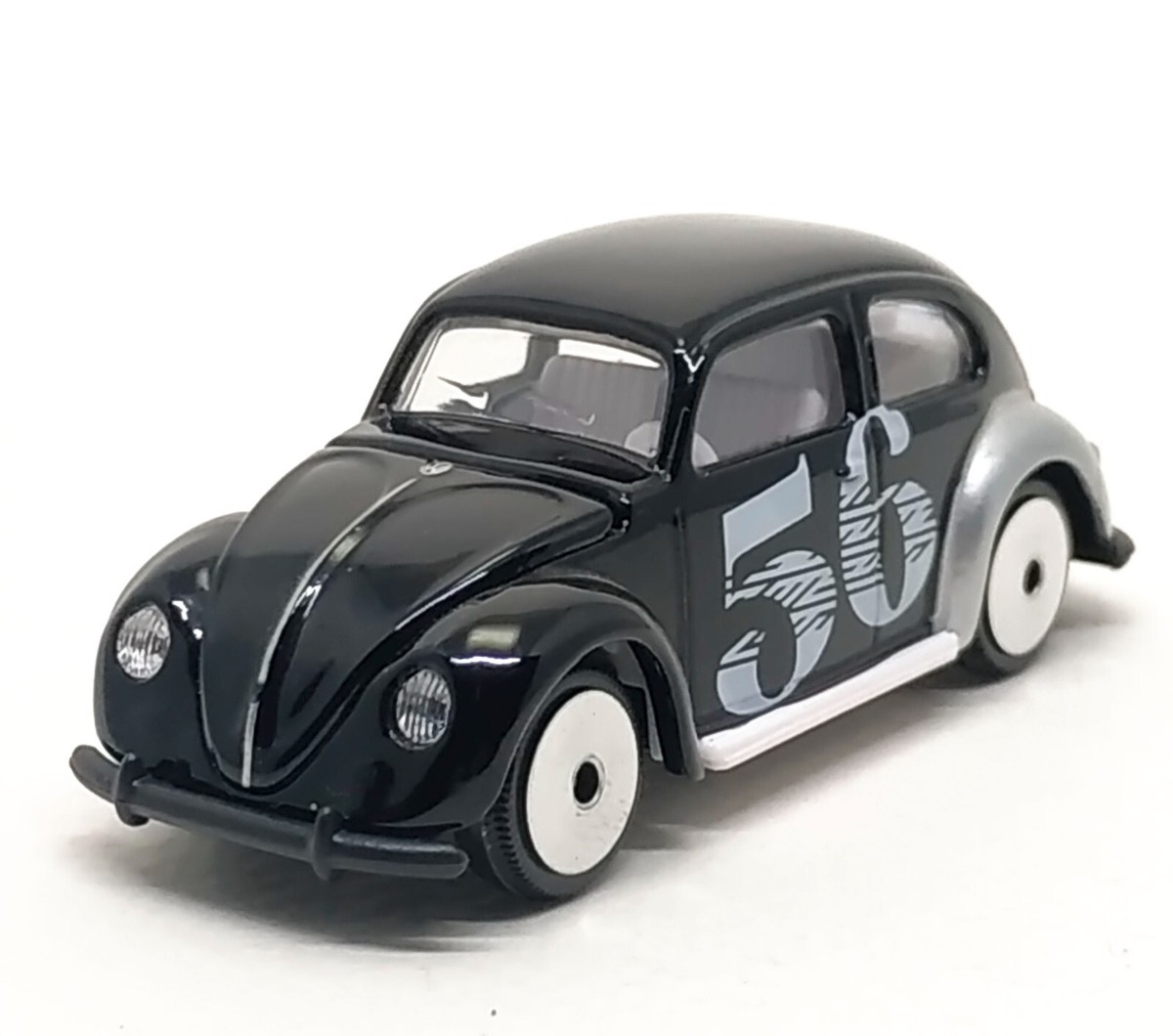 Volkswagen Beetle ミニカー 1/43 黒　　　　他2台 NEW 2001 VOLKSWAGEN VW BEETLE BUG 1/64 SCALE COLLECTIBLE