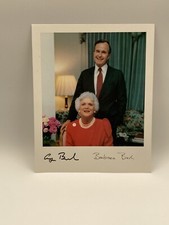 PRESIDENT GEORGE H.W. BUSH AND BARBARA BUSH AUTOGRAPHED PHOTO