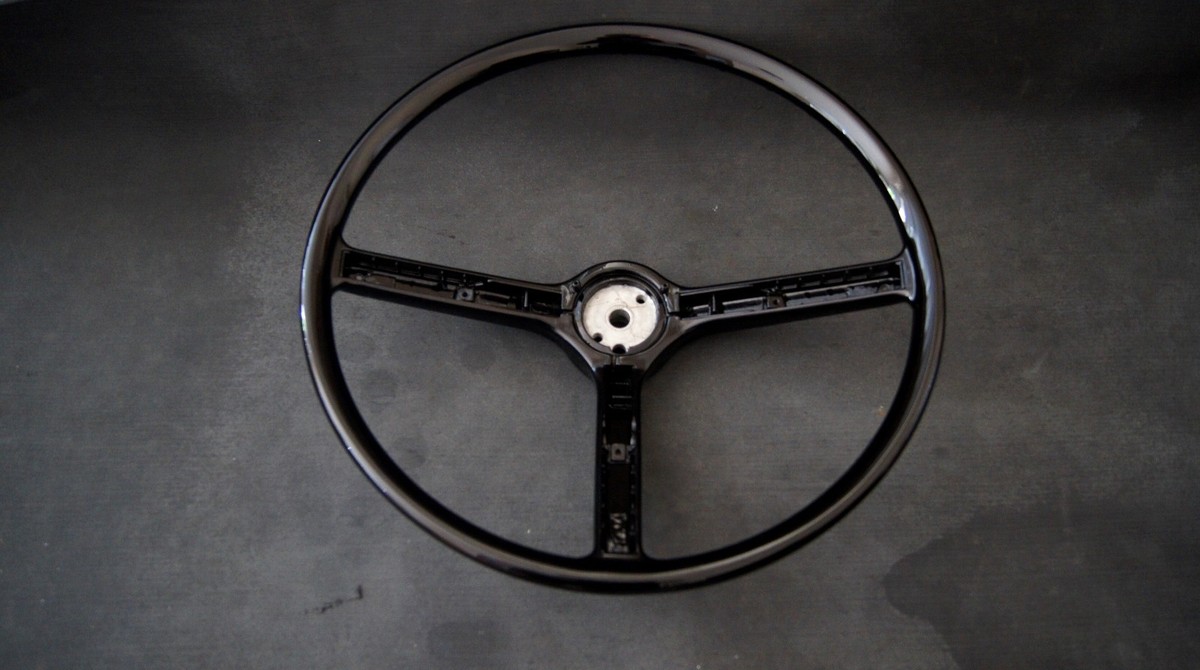 Toyota Land Cruiser Steering Wheel 9/72-7/80 FJ40 FJ43 FJ45 FJ55