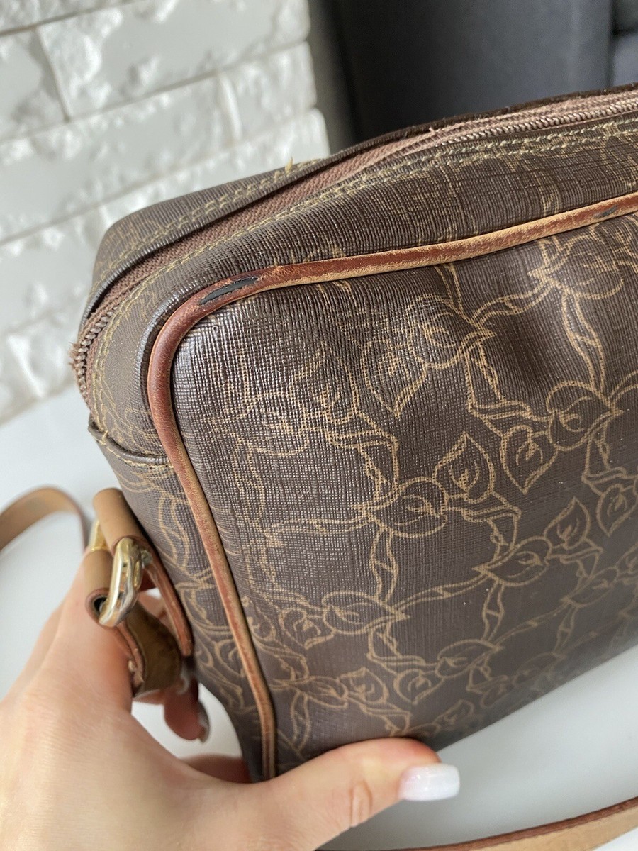 Vintage Chloe Canvas Crossbody Bag From 80s Very Rare RRP Vintage Chloe Canvas Crossbody Bag From 80s Very Rare RRP