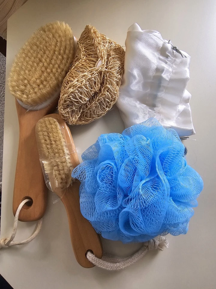 Essence of Beauty 5 piezas cepillo de baño esponja exfoliante esponja almohadilla juego de exfoliante de ducha Foto 2 de 4