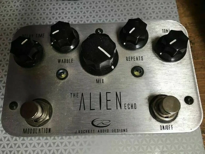 J.Rockett Labs Alien Echo pedal in (rare silver face)