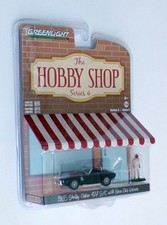 Greenlight 1/64 Scale 97040-A - 1965 Shelby Cobra 427 & Driver - Black/Red