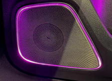 Lautsprecherabdeckungen Ambientebeleuchtung 64 Farben Mercedes A-Klasse CLA W177