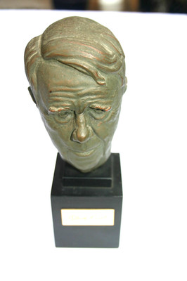 Vintage Robert Frost Plaster Sculpture Bust by Leo Cherne 1961