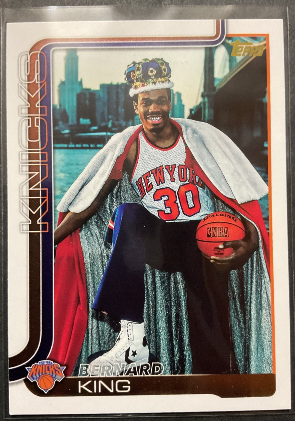 2025-26 TOPPS NBA BERNARD KING#268 RARE GOLDEN MIRROR VARIATION NEW YORK KNICKS