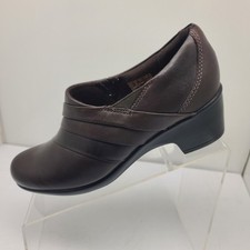 Clarks Collection Brown Leather Slip-on Shoes Size 8 M