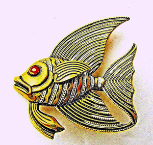 Authentic Vintage Fish Brooch Gold Plated Metal Enamel Paint Spanish Made in Spain Pin