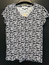 NWT LOFT Short Sleeve Black And White Floral Blouse Petite XXSmall Shirt Top