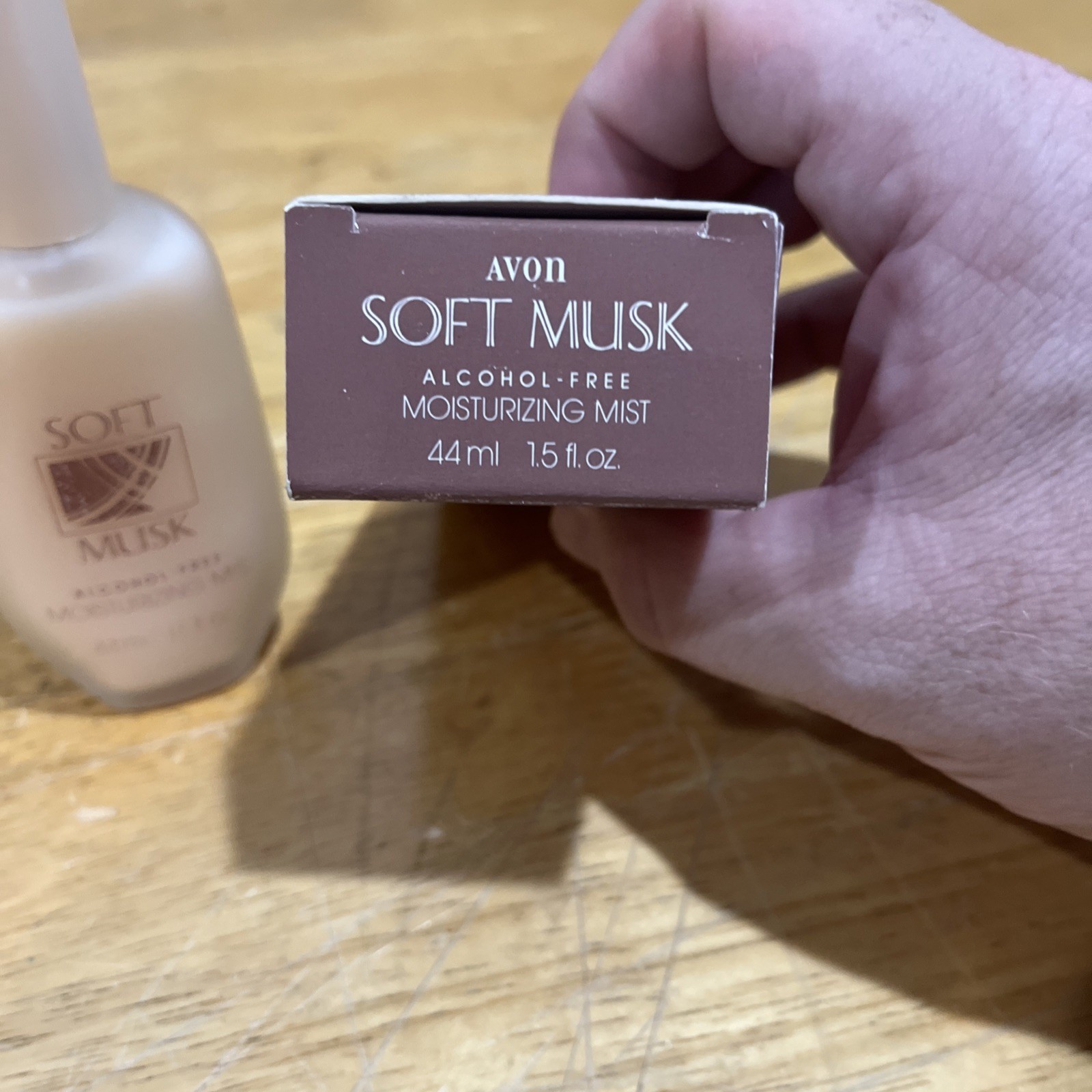 Avon Vintage Soft Musk Alcohol-Free Moisturizing Mist Spray 1.5 oz ~ NOS Vtg