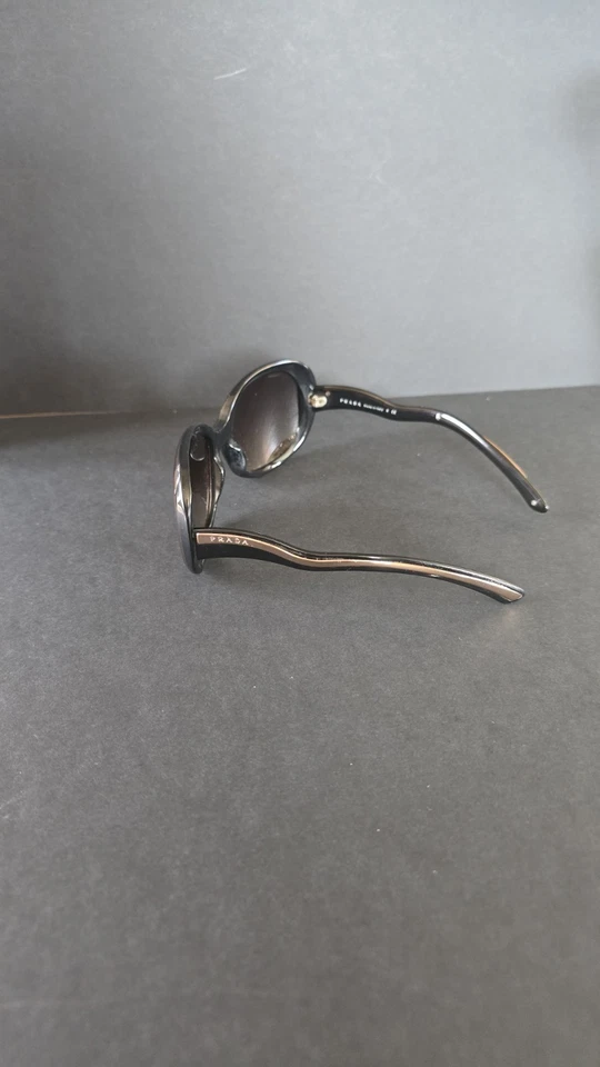 Lunettes De Soleil PRADA Femme Vintage SPR08S - Photo 4/4