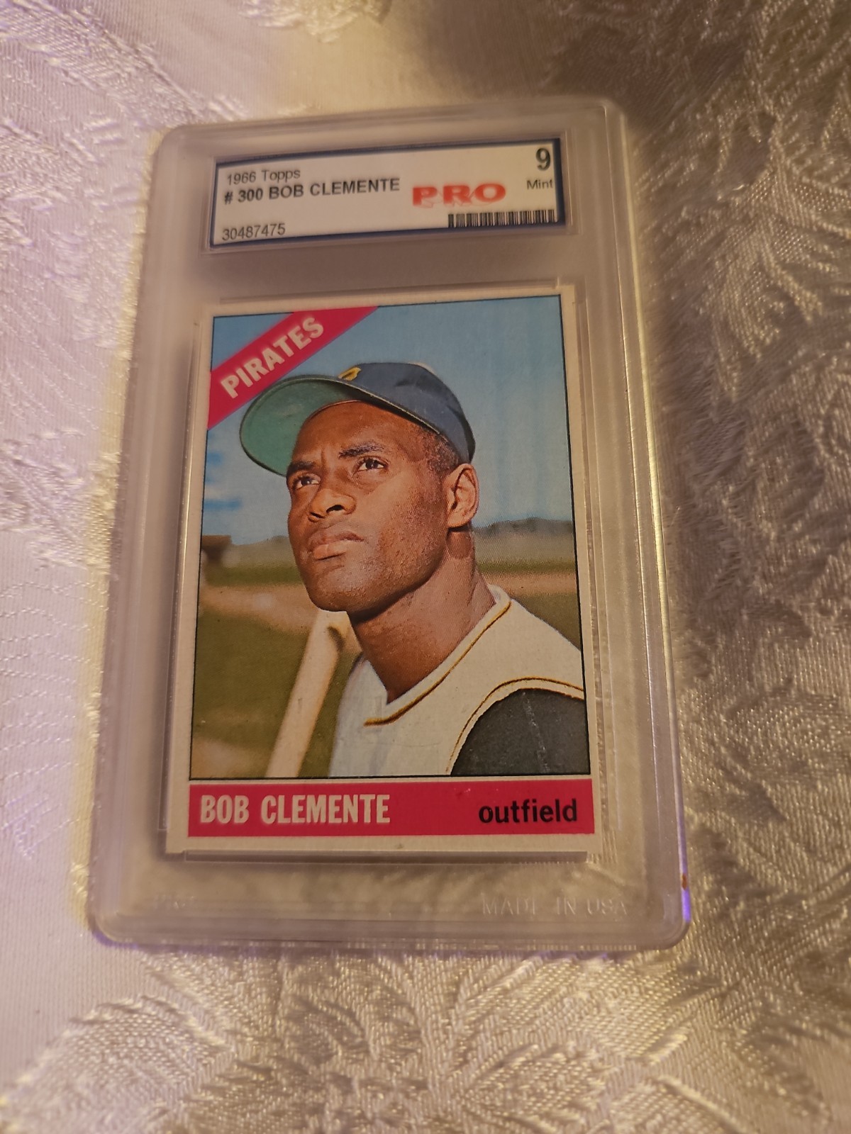 1966 topps bob clemente 300 Pro 9