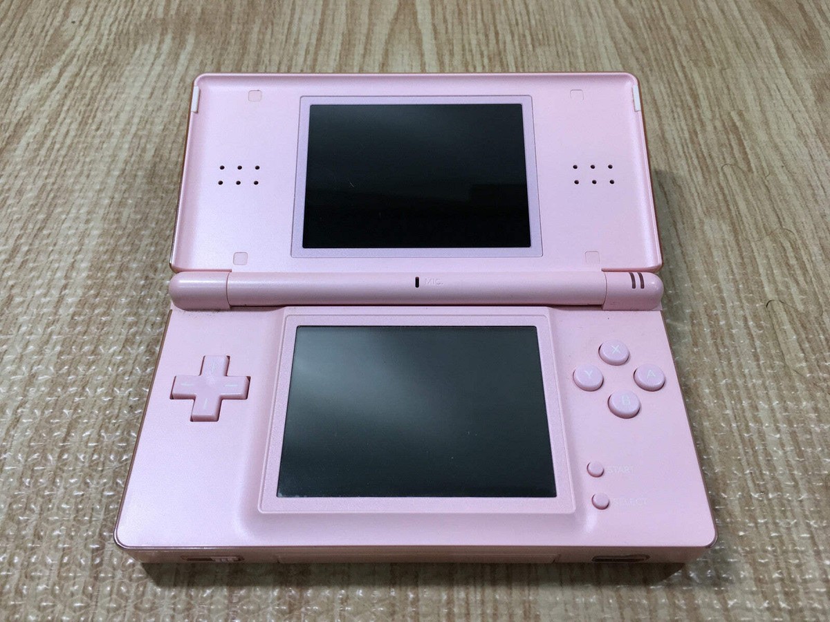 ニンテンドーDS Lite (Noble Pink) Nintendo DS Lite, Metallic Rose with Gameboy Cartridge Slot