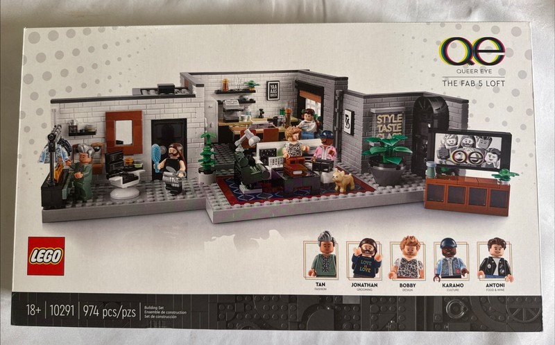LEGO ICONS 10291 QUEER EYE FAB 5 LOFT - BRAND NEW
