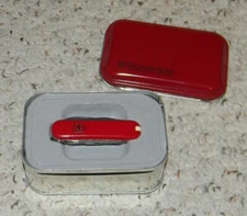 Victorinox Swiss Army Knife - Classic / Target Logo - Red