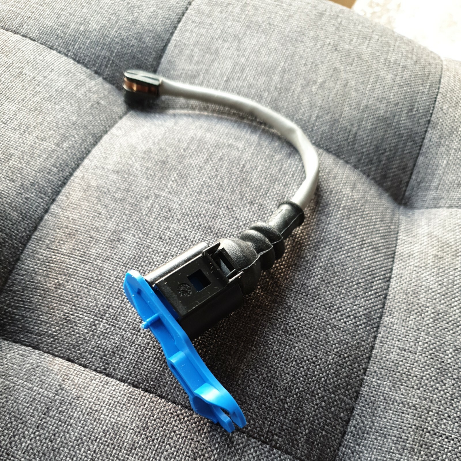 NEW GENUINE VW GOLF MK7 AUDI A3 FRONT BRAKE PAD WEAR INDICATOR WIRE