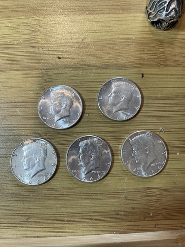 Lot 5 Kennedy Half Dollars 1964 90% Silber
