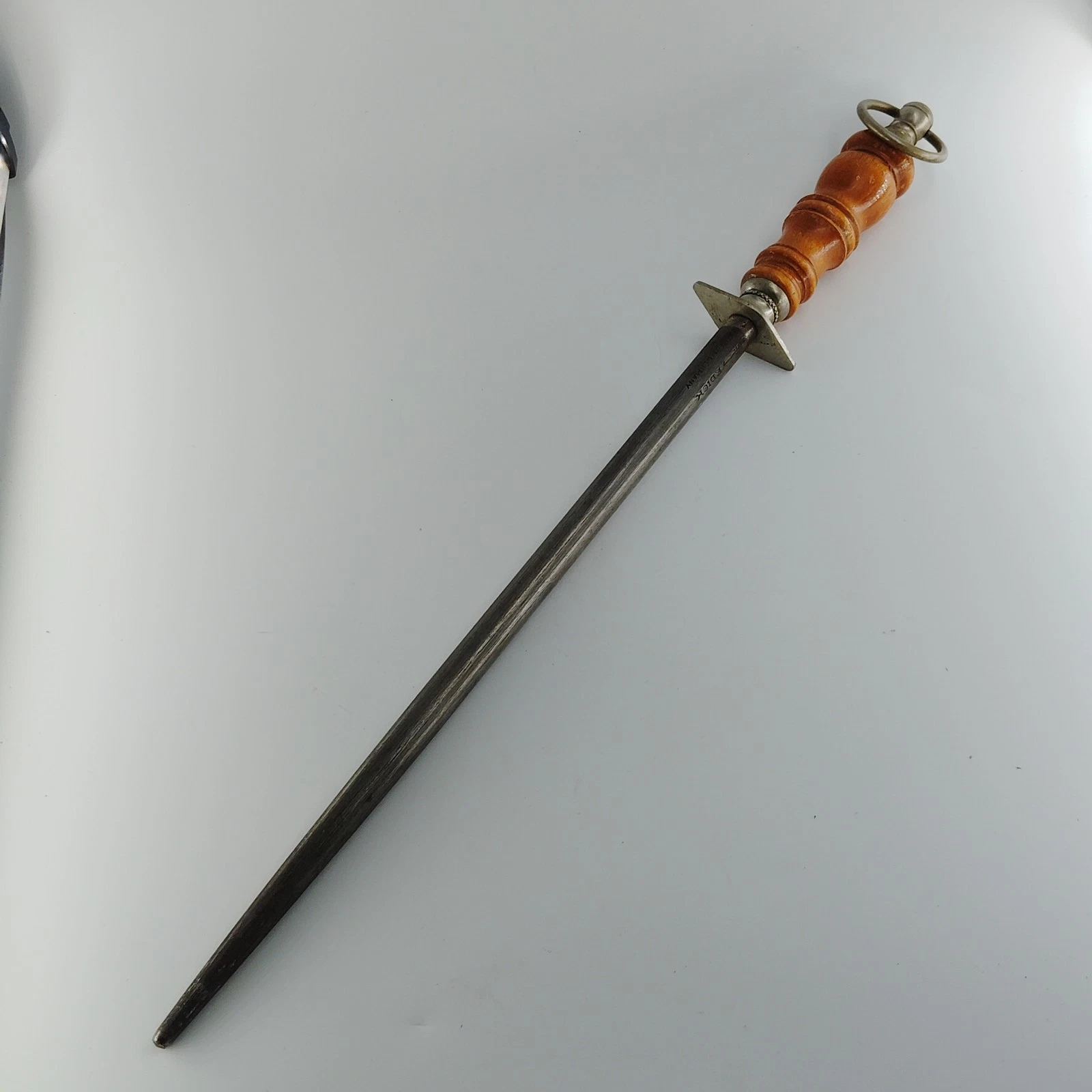 Vintage F. Dick Germany Honing Steel Butcher Knife Sharpening Rod W/Wood Handle
Opens in a new windo