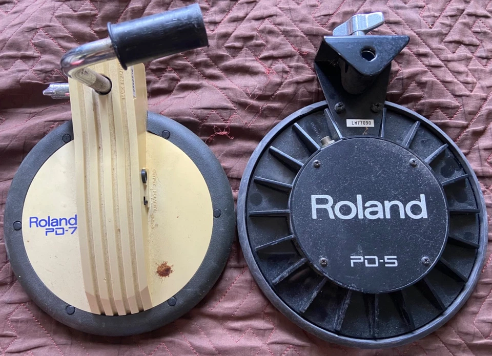 Roland Drums Whole Accessories set - Image 2 of 4