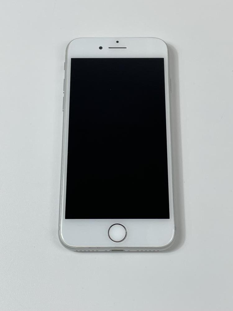 Apple iPhone 8 64GB A1906 Silver (Unlocked) Smartphone