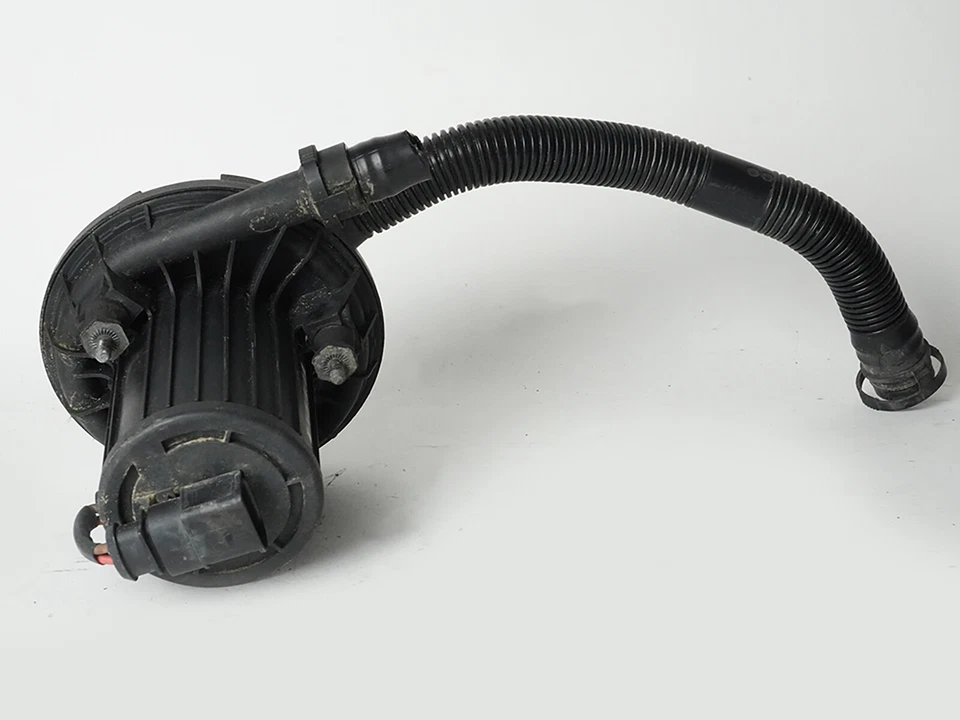 2007 - 2009 Audi Q7 4L 4.2L Secodary Air Pump Smog Injection 7L0906279 Oem - Image 2 of 4
