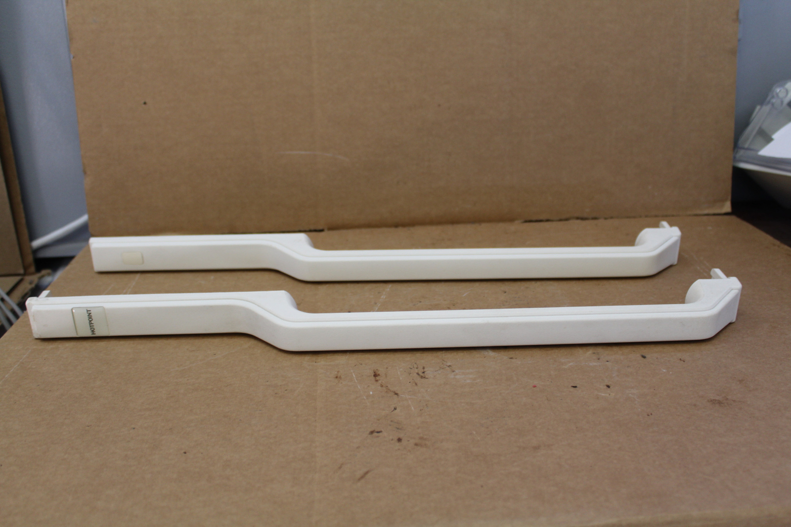 Hotpoint GE Refrigerator Door Handle Set Part WR12X10442 WR12X10440