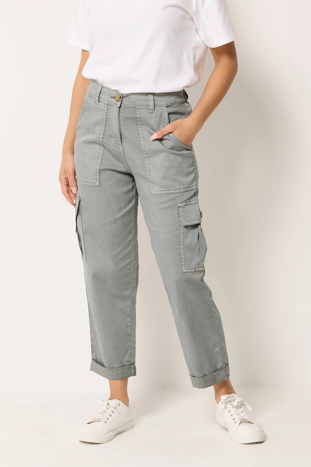 M&Co Women's Light Grey Petite Cargo Trousers In Size 18 - Image 2