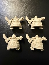Warhammer Epic 40K Space Ork tan plastic Stompers x4 - OOP - Games Workshop