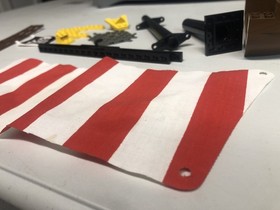 LEGO Cloth Sail + parts For BLACK SEAS BARRACUDA Red White stripe 10040 6285