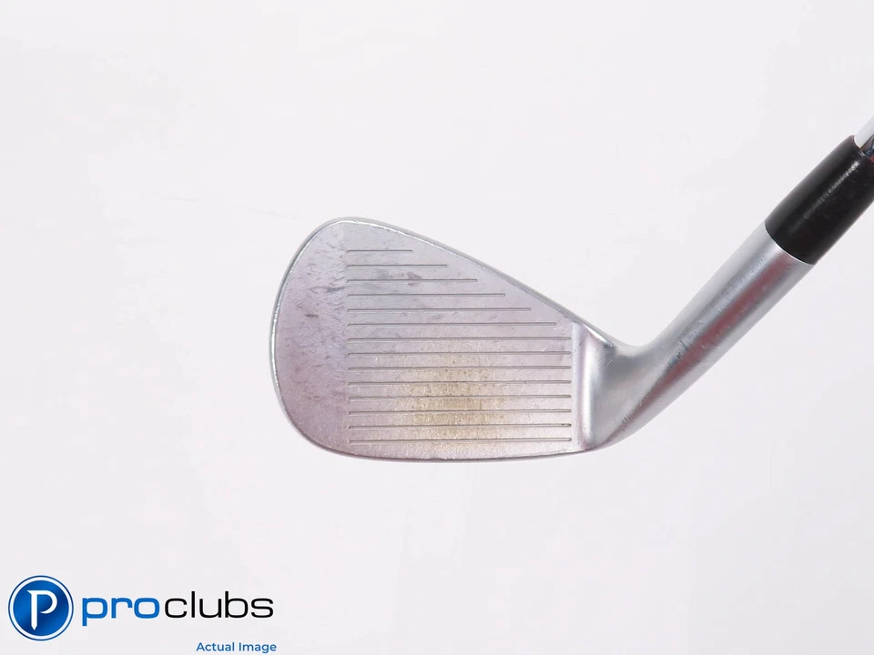 Nice TaylorMade P-7MC Forged 42.5* 9 IRON - NSPro 950GH Stiff Flex Steel 462385 - Image 2 of 4