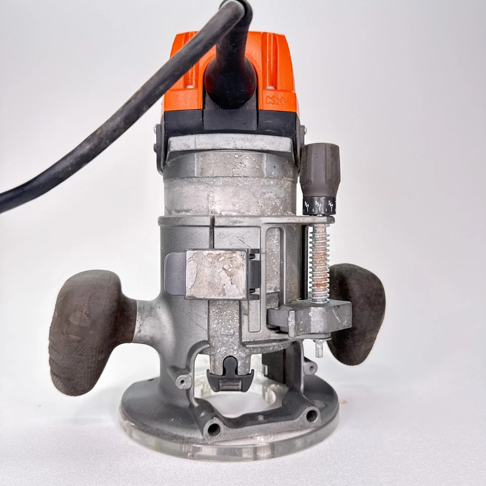 Router base fija Ridgid R22002 2 picos HP 11 amperios con cable R2911 **SOLO PARA REPUESTOS** Foto 4 de 4