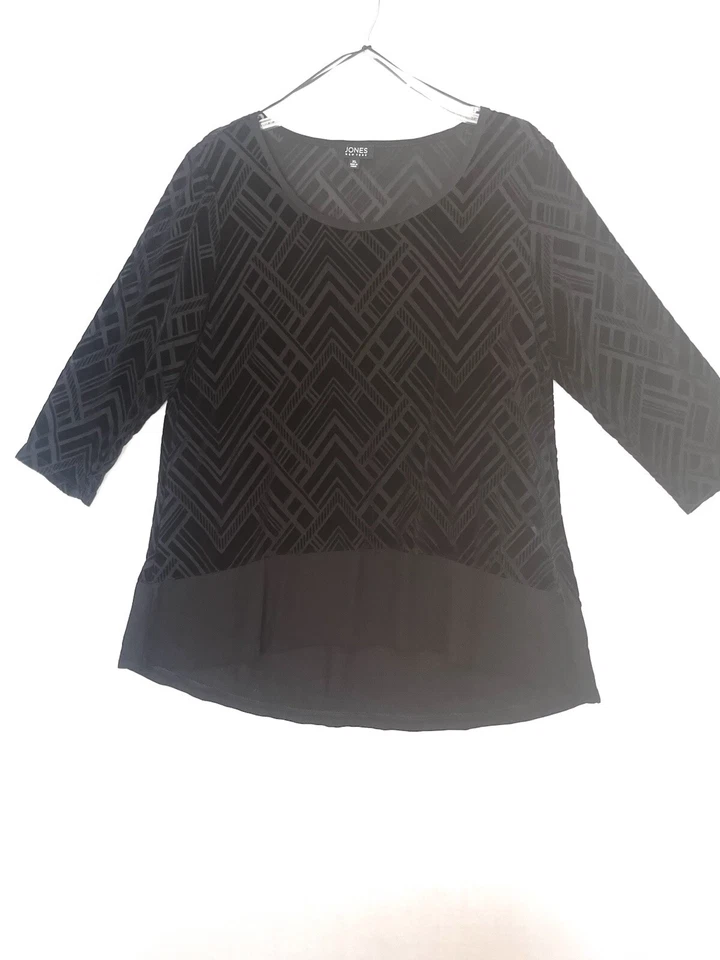 Women XL  Black Velvet Burnout Top Dark Fairy Goth Jones New York - Image 2 of 4