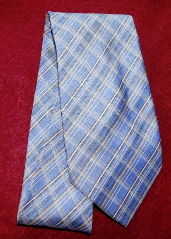 Gravata extra longa listrada BARNEYS NEW YORK FEITA NA ITÁLIA AZUL CLARO/BRANCO/AMARELO. - Imagem 2 de 3