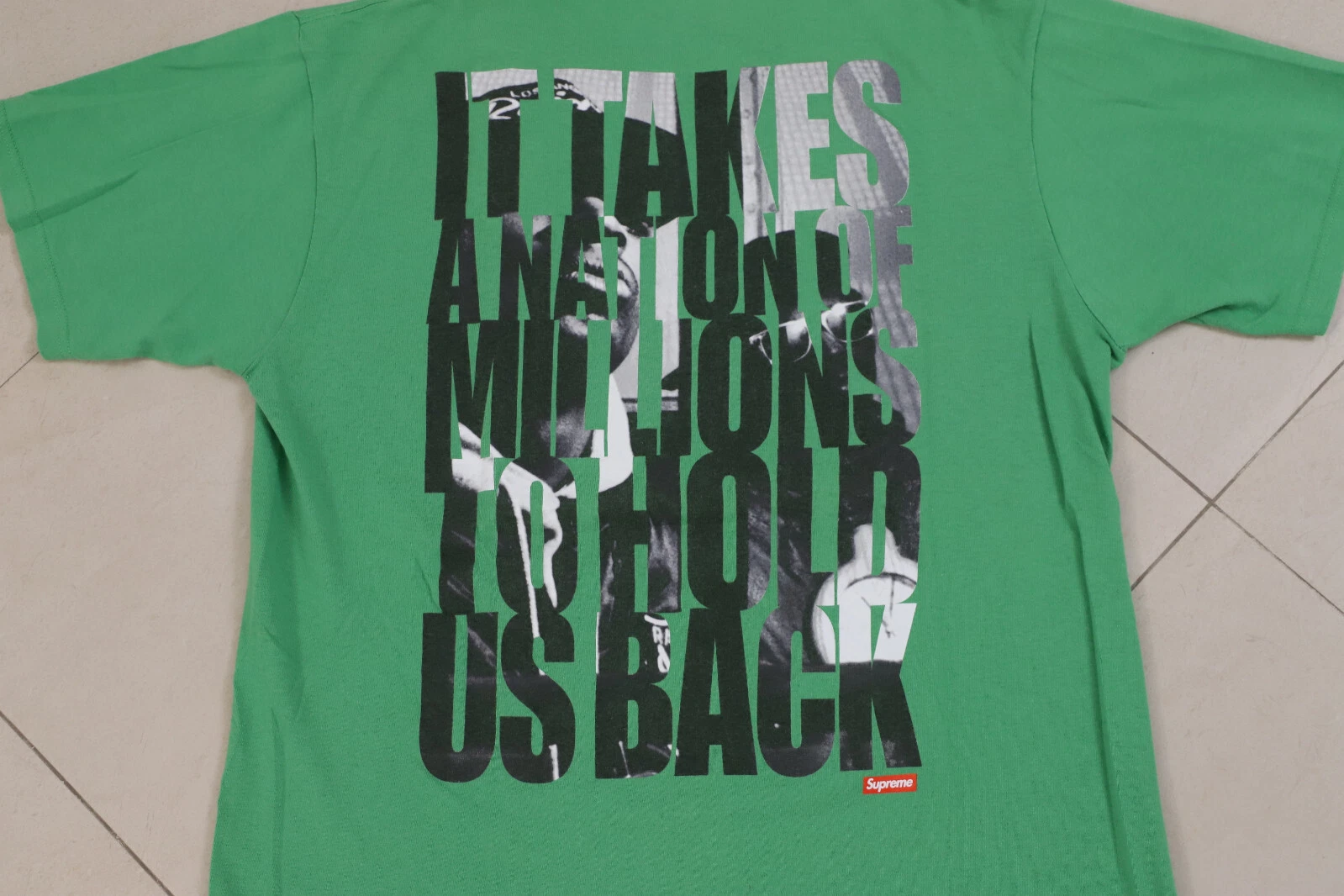 T shirt Supreme 2006 Public Enemy Nation Of Millions To Hold Us Back taille L