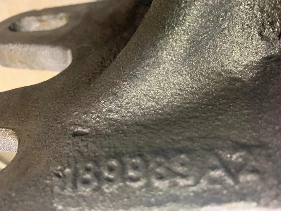 Carcasa de eje 338552A3 se adapta a Case 40XT 60XT 70XT 75XT 85XT 410 420 430 440 OEM Foto 2 de 4