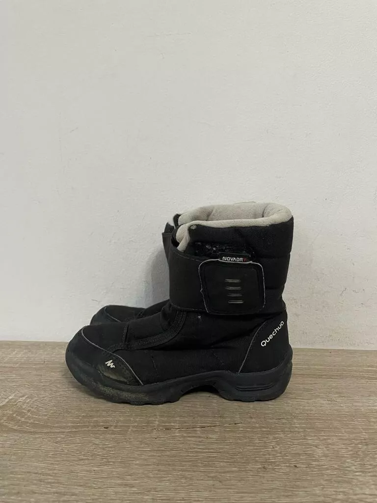 Size 10.5 kids boots sale