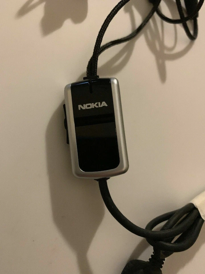 NOKIA HS-23 Headset Hands-Free Push to Talk Volume Control - Excellent Cond - Image 2 of 4
