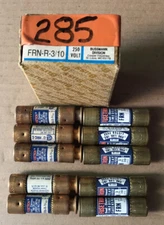 Lot of 10 Bussman Fusetron FRN-R-3 3/10 Dual Element Time Delay - NOS
