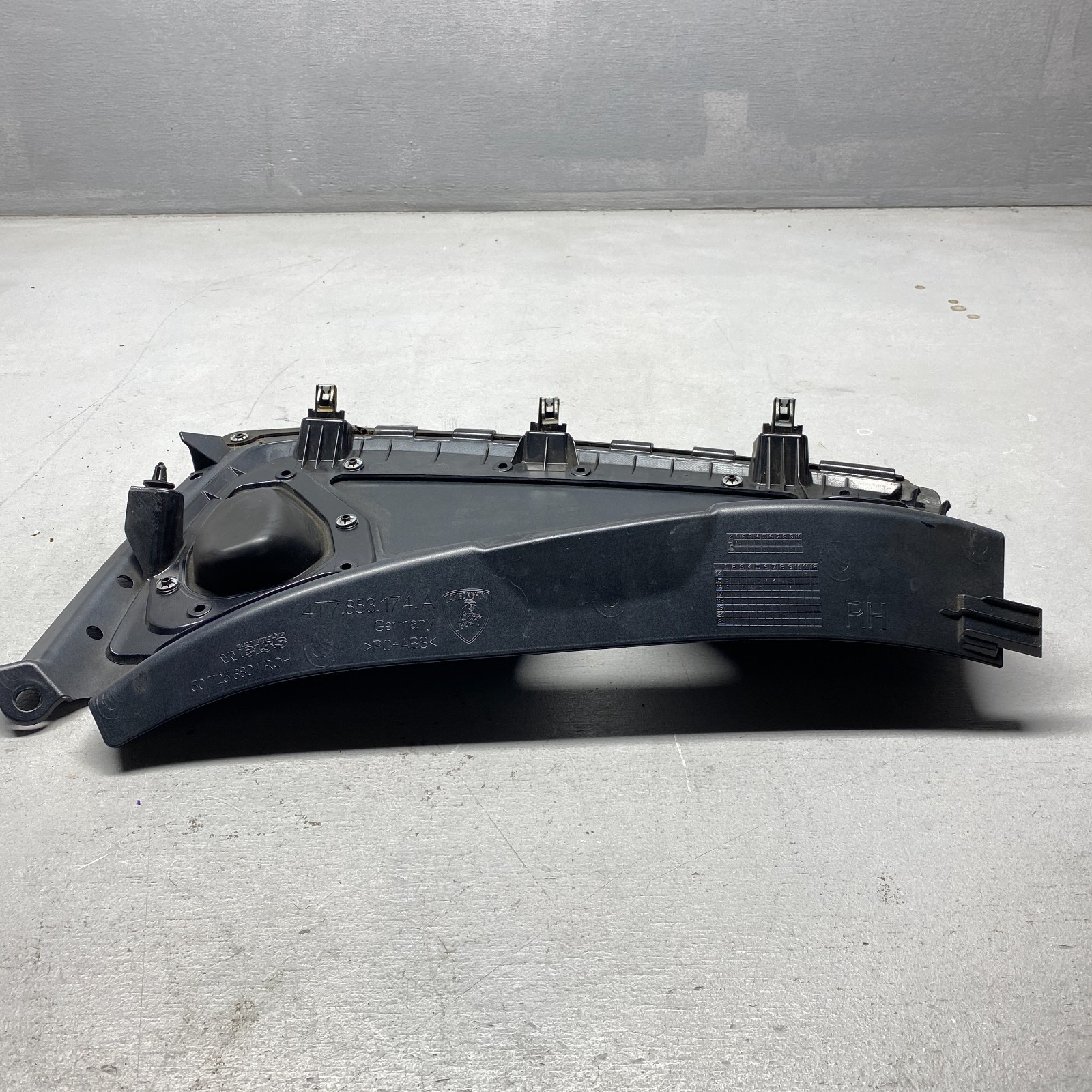 2018 Lamborghini Huracan Right Striker Cover 4T7853174A