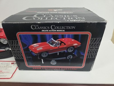Rare Find Classic Collesction 1963 Red Corvette with mirrow musical turntable