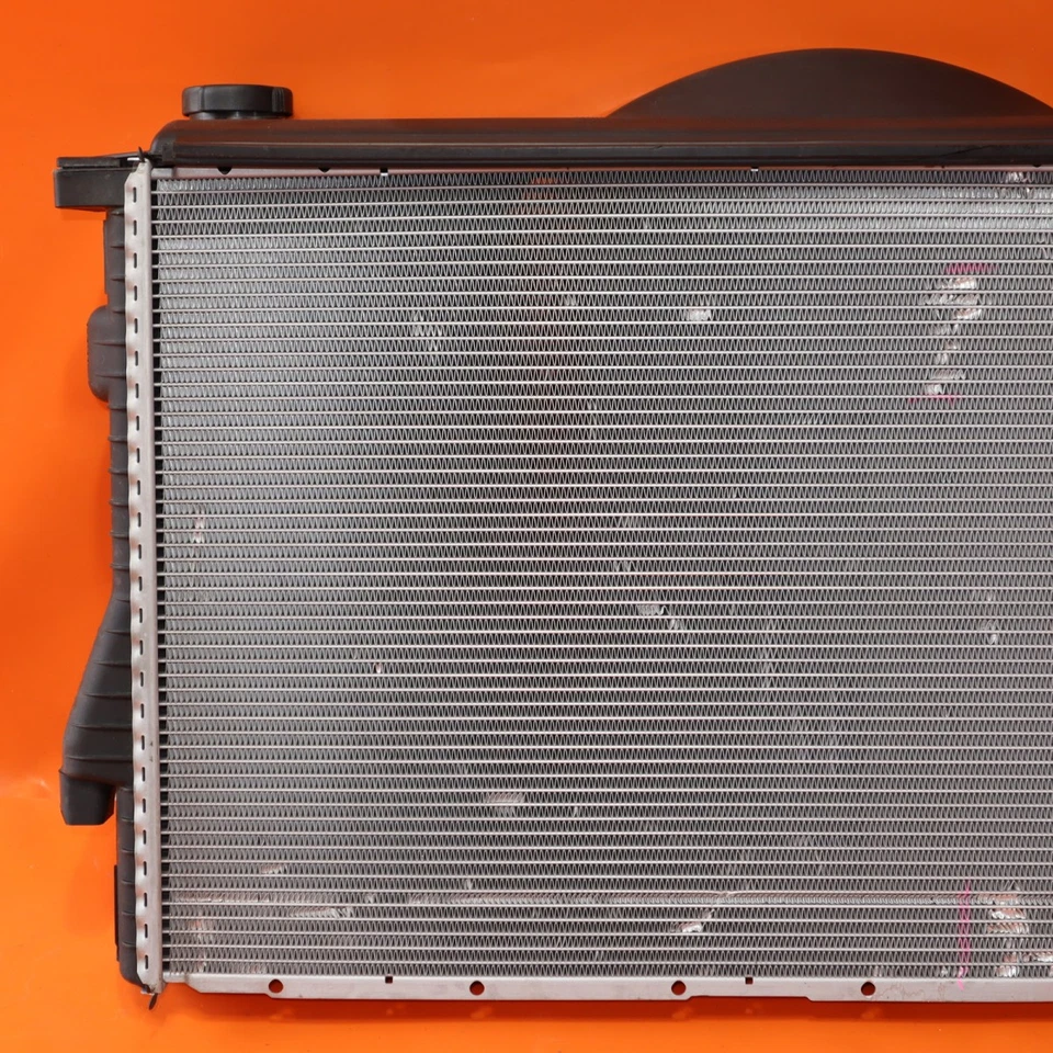 ОРИГИНАЛЬНЫЙ РАДИАТОР ОХЛАЖДЕНИЯ BMW 540 1999 2000 2001 2002 2003 E39 4.4 V8 17029699 - Изображение 2 из 4