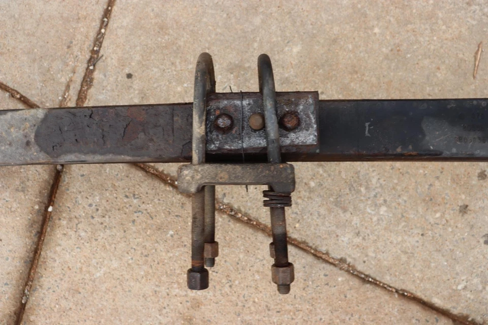 2010-2013 DODGE RAM 2500 4X4 SUSPENSÃO TRASEIRA ESQUERDA MOLA FOLHA FABRICANTE DE EQUIPAMENTO ORIGINAL - Imagem 4 de 4