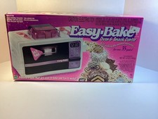 Vintage Easy-Bake Oven ONLY 1997 Hasbro Kenner WORKS w/ Box