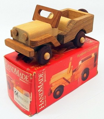 Grassroots 6'' langes Holz Modellauto GRW01 - Runabout Cabrio