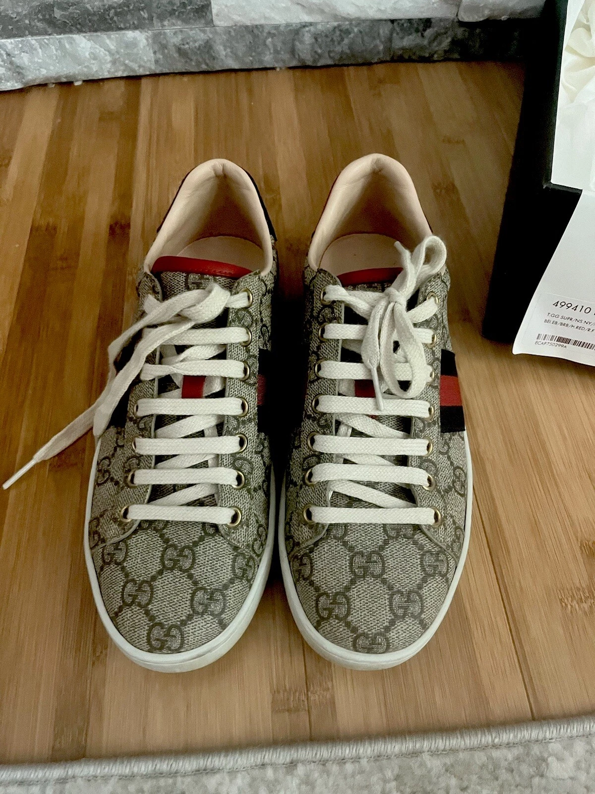 Baskets Gucci Ace GG Supreme 37