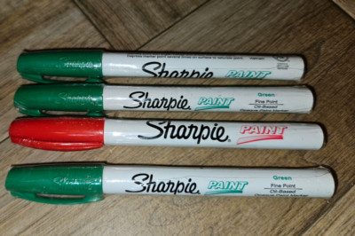 4 Sharpie Oil Base Paint Marker, Fine Bullet Point, Red and Green as Shown NOS