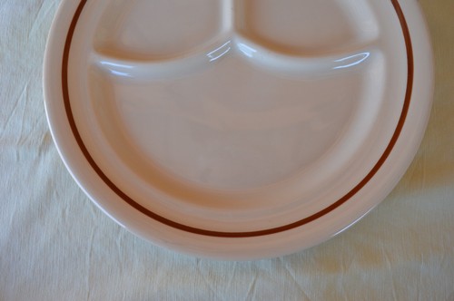 2 VTG Jackson China Restaurant Ware 9.5” Tan Divided Grill Dishes w Brown Band - Picture 12 of 15