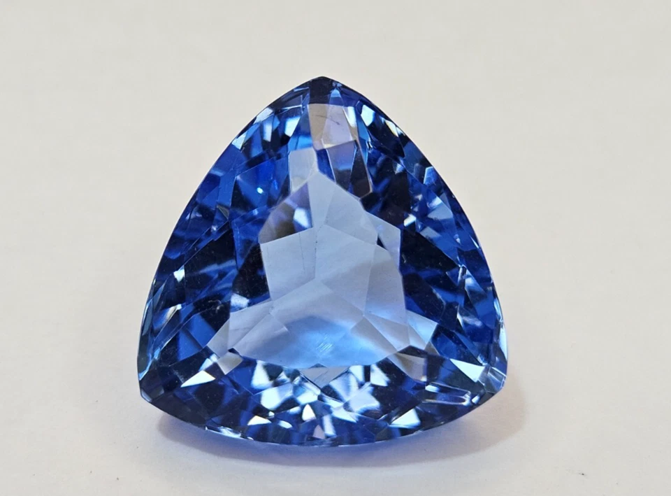 Natural 36-37 Ct Trillion Cut Spinel Blue EGL Certified Loose Gemstone KH1006 - Image 2 of 4
