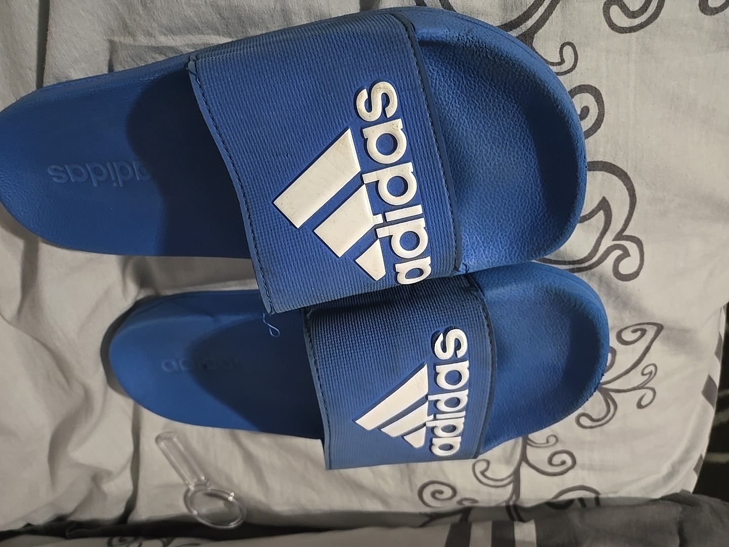 Picture 1 of 1